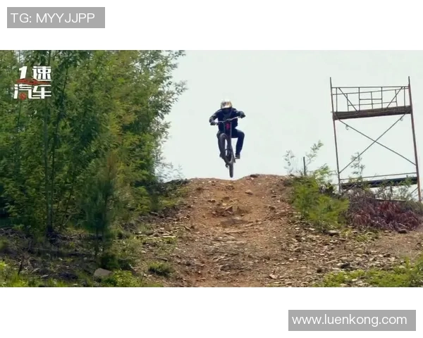 武汉极限运动队与成都极限运动队赛后复盘团队协作的精彩瞬间与经验分享