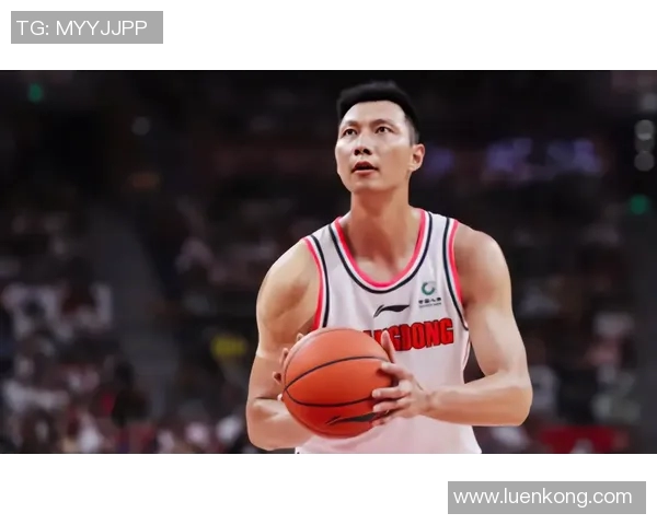 易建联：从篮球场上的传奇到中国体育的象征与未来发展方向探索