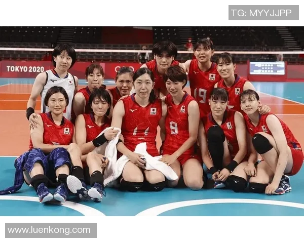 女排亚锦赛精彩对决泰国女排迎战日本女排争夺冠军荣耀