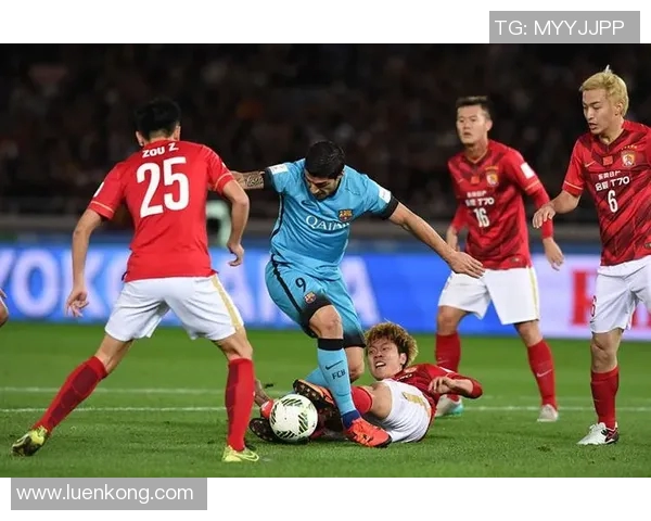 恒大与巴萨激战落幕赛后分析两队表现与未来展望