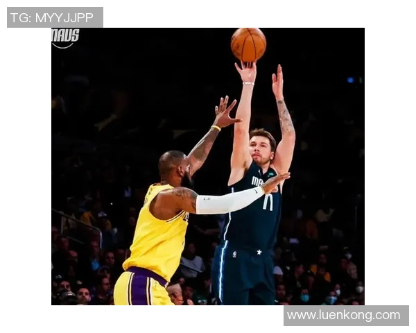 黄蜂与篮网激战回顾全场精彩瞬间与关键时刻分析