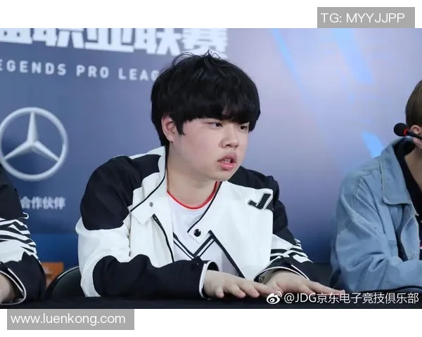 JDG成长之路：从默默无闻到电竞巅峰的奋斗历程